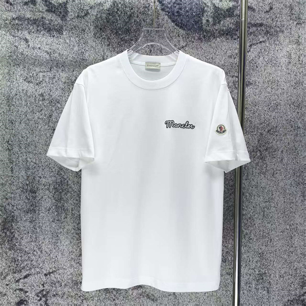 筆記体ロゴ 袖ワッペン クリーンデザイン MONCLER モンクレール コピー 半袖Tシャツ 上質カジュアル