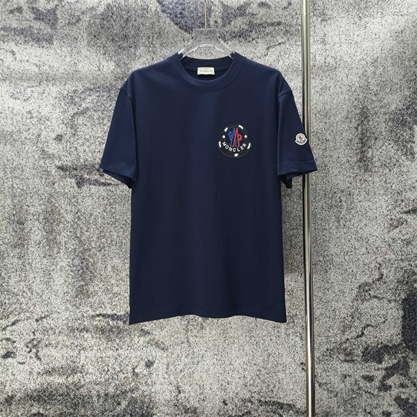 ロゴパッチ クリーンスタイル デイリー使い MONCLER モンクレール コピー 半袖Tシャツ センス漂う一着