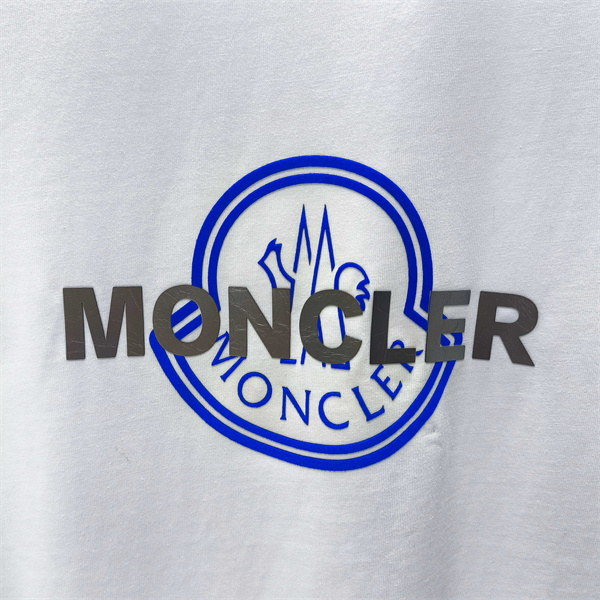 ダブルロゴ グラフィックモチーフ モード感 MONCLER モンクレール コピー 半袖Tシャツ おしゃれウェア