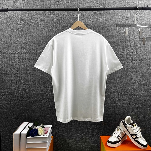 2026春夏新作ディオール蝶モチーフプリント半袖Tシャツゆったりクルーネック個性派デザイン