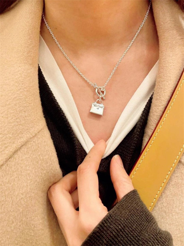 Kellyバッグ新品♥エルメスケリーネックレスコピー♥2026年新作 人気ランキングアクセサリー