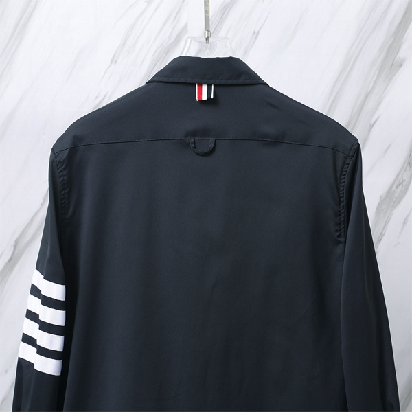 ラインアクセント オーバーシャツ テーラード感 THOM BROWNE トムブラウン コピー シャツアウター ベーシックウェア