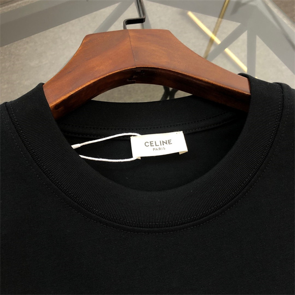高品質CELINE セリーヌｔシャツコピー2026春夏定番アイテムシンプルデザインユニセックス