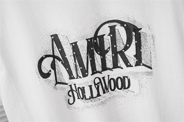 フロントレタリング ヴィンテージ感 ロックテイスト AMIRI アミリ コピー 半袖Tシャツ デザイン性