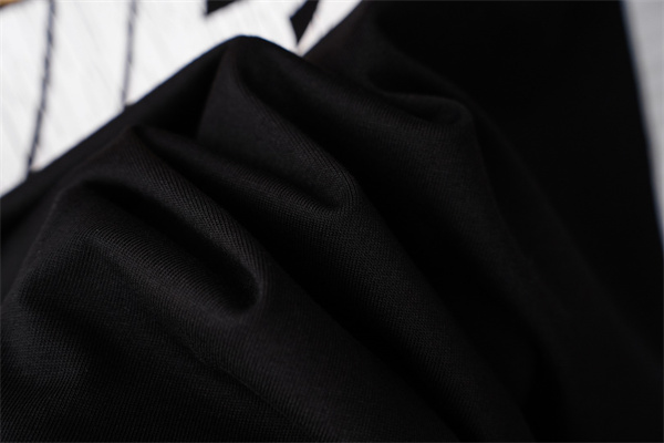 イーグルグラフィック ロゴプリント クルーネック アメリカンテイスト AMIRI アミリ コピー 半袖Tシャツ ストリートウェア