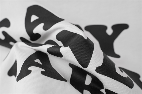 レタリンググラフィック ブランドモチーフ コットンウェア AMIRI アミリ コピー 半袖Tシャツ ヴィンテージテイスト