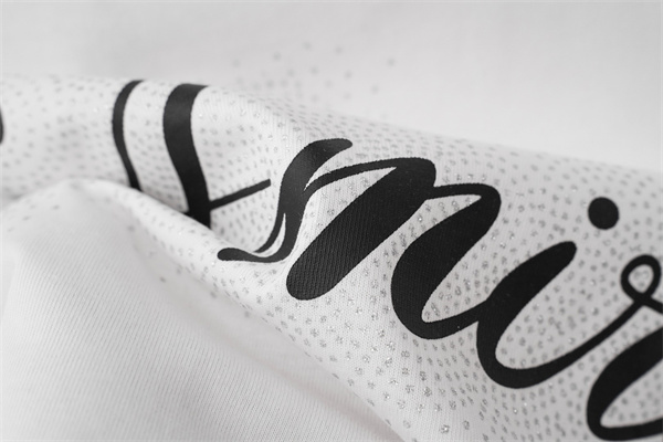 ロゴグラフィック スクリプトデザイン ミニマルスタイル コーデ映え AMIRI アミリ コピー 半袖Tシャツ