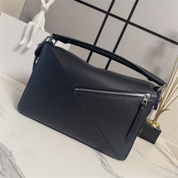 高品質☆☆LOEWE Puzzle ロエベショルダーバッグコピー2026人気ランキング上品定番