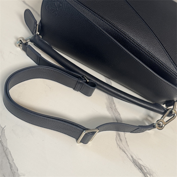 高品質☆☆LOEWE Puzzle ロエベショルダーバッグコピー2026人気ランキング上品定番