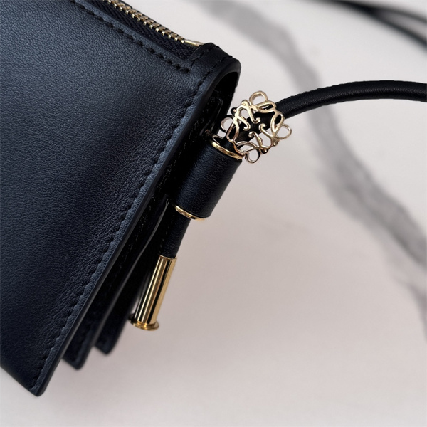 個性的☆☆LOEWE Joya ロエベクラッチバッグコピー2026最新オシャレショルダー付き