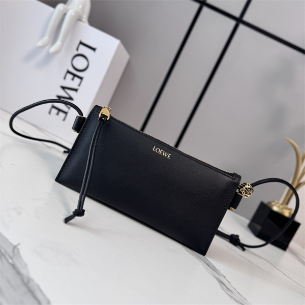 個性的☆☆LOEWE Joya ロエベクラッチバッグコピー2026最新オシャレショルダー付き