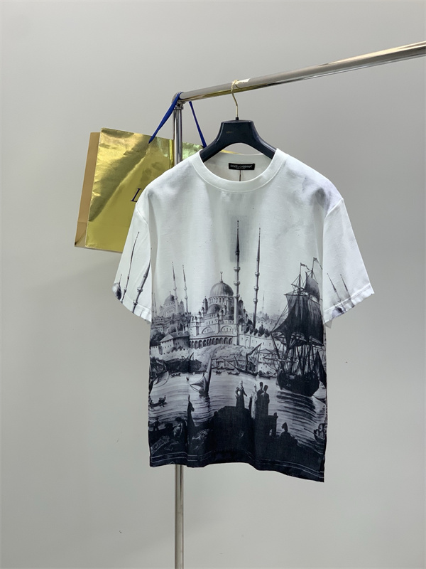 地中海アートプリント リゾートコーデ 夏映えコレクション DOLCE & GABBANA ドルチェ＆ガッバーナ コピー 上下セット売れ筋候補