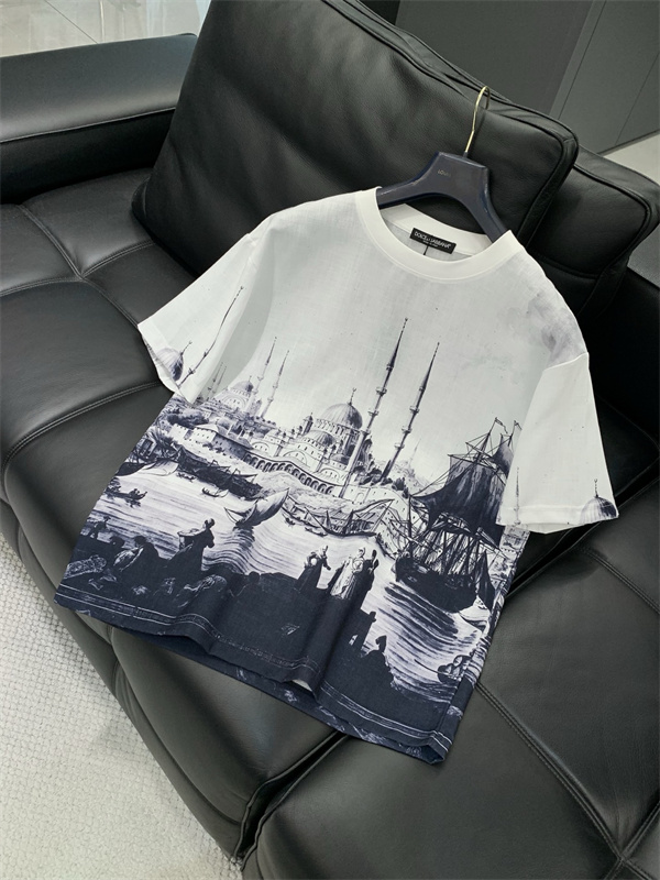 地中海アートプリント リゾートコーデ 夏映えコレクション DOLCE & GABBANA ドルチェ＆ガッバーナ コピー 上下セット売れ筋候補