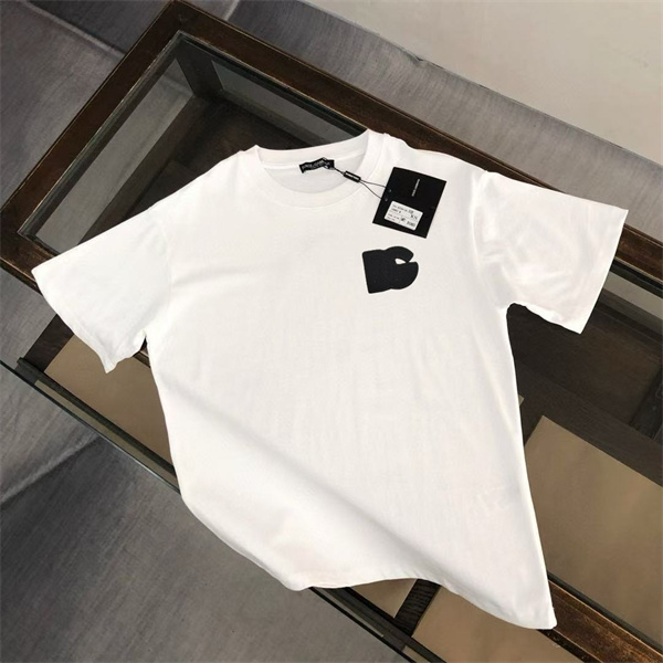 ハート風ロゴ クルーネックウェア シンプルフォルム DOLCE & GABBANA ドルチェ＆ガッバーナ コピー 半袖Tシャツ きれいめカジュアル