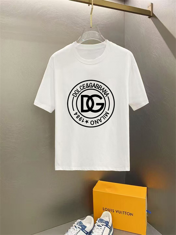 メダリオン風 ロゴアートデザイン シンプルコーデ 都会派スタイル DOLCE & GABBANA ドルチェ＆ガッバーナ コピー 半袖Tシャツ 注目ライン