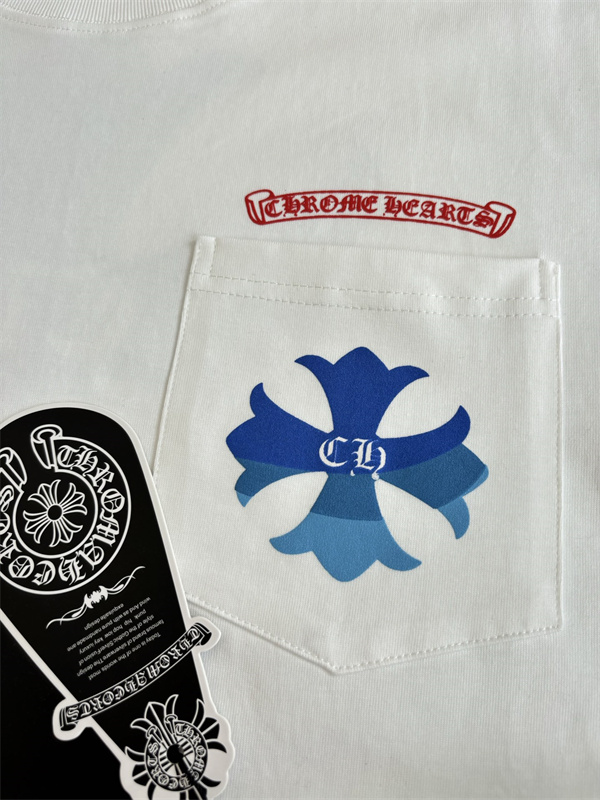フローラルパッチ 存在感 人気アイテム CHROME HEARTS クロムハーツ コピー 半袖Tシャツ トレンド感