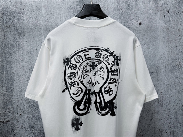 フローラルアイコン 胸元デザイン シンプルフォルム CHROME HEARTS クロムハーツ コピー 半袖Tシャツ 高評価アイテム