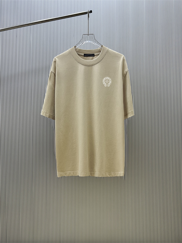 サークルモチーフ ワンポイントデザイン 日常コーデ CHROME HEARTS クロムハーツ コピー 半袖Tシャツ おすすめアイテム