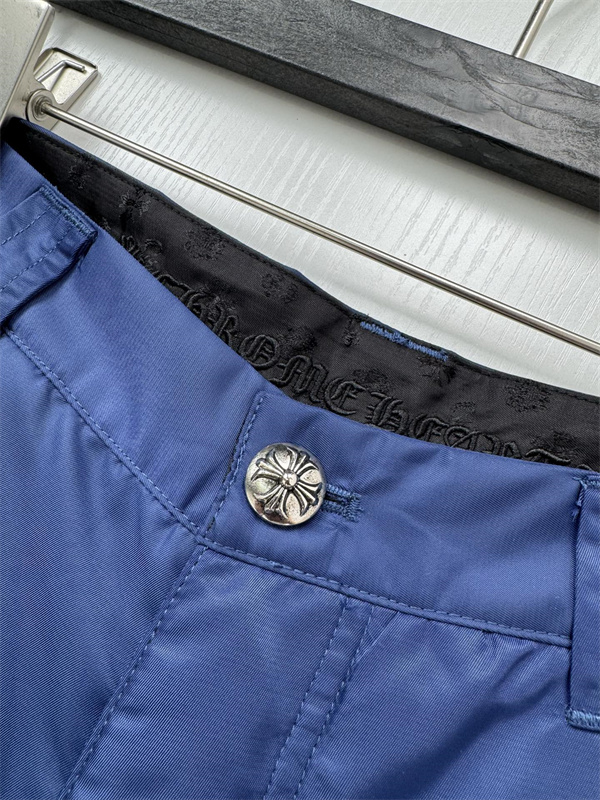 レザー切替 ポケットデザイン クロスモチーフ CHROME HEARTS クロムハーツ コピー ハーフパンツ 高級感スタイル