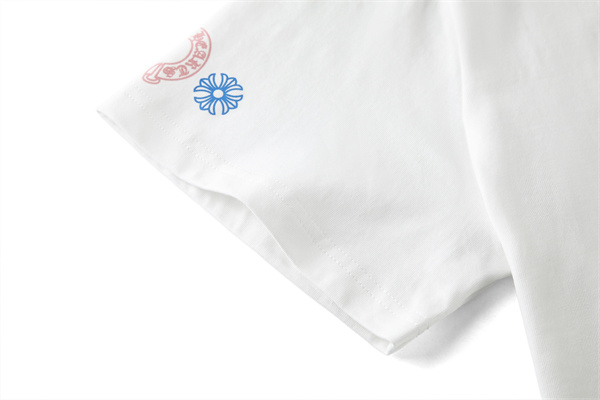 アイコンロゴ 胸元デザイン ベーシックウェア 着回し自在 CHROME HEARTS クロムハーツ コピー 半袖Tシャツ トレンド感