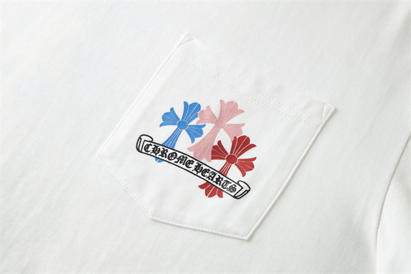 アイコンロゴ 胸元デザイン ベーシックウェア 着回し自在 CHROME HEARTS クロムハーツ コピー 半袖Tシャツ トレンド感