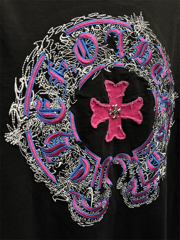 カラーフローラルモチーフ 刺繍ロゴ デザイン性 CHROME HEARTS クロムハーツ コピー 半袖Tシャツ 旬アイテム