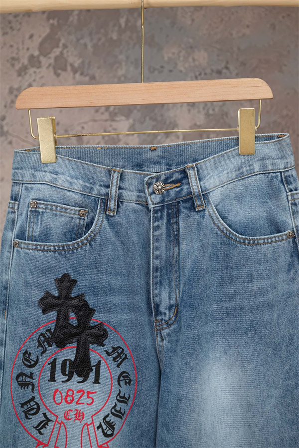 クロスモチーフ 刺繍デザイン ヴィンテージ加工 CHROME HEARTS クロムハーツ コピー デニムパンツ スタイリング自在