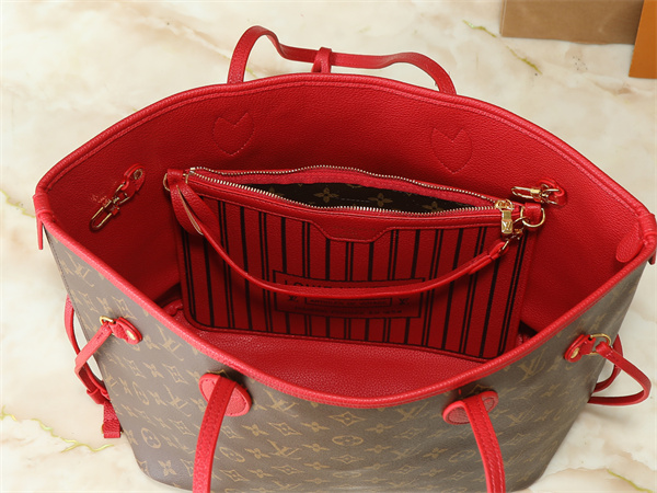 トートシルエット バイカラーデザイン 軽やか収納 アクティブスタイル LOUIS VUITTON ルイヴィトン コピー バッグ 限定コレクション