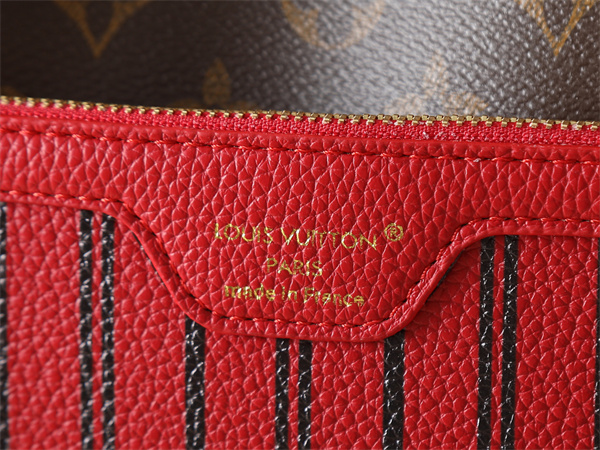 トートシルエット バイカラーデザイン 軽やか収納 アクティブスタイル LOUIS VUITTON ルイヴィトン コピー バッグ 限定コレクション