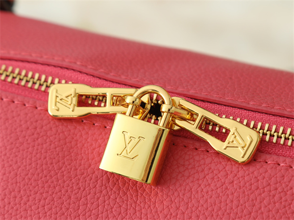 バイカラーデザイン モノグラムアクセント コンパクトフォルム 存在感ある佇まい LOUIS VUITTON ルイヴィトン コピー バッグ
