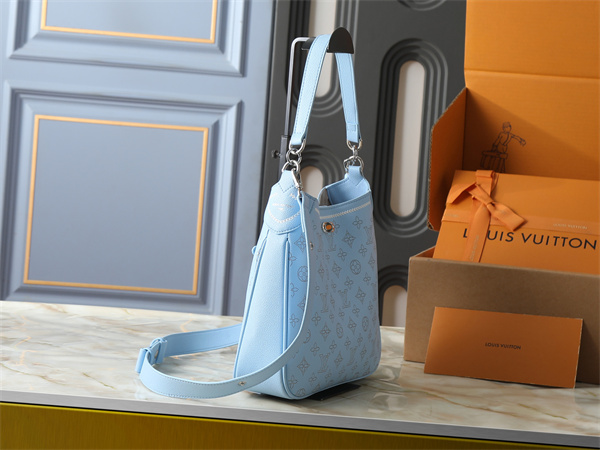 モノグラムキャンバス ワンショルダー ラウンドフォルム 大人カジュアル LOUIS VUITTON ルイヴィトン コピー バッグ センスアップ