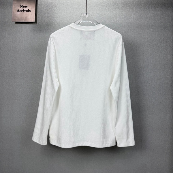 2026新作 胸ポケット金具 ルイ・ヴィトン 上品な抜け感 Louis Vuitton 長袖Tシャツ