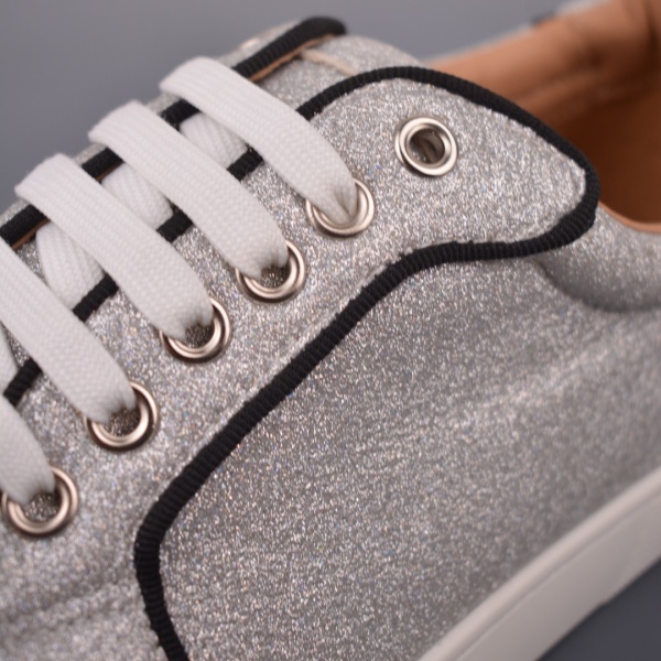 存在感抜群 グリッターアッパー Christian Louboutin メタルスパイク クリスチャン・ルブタン レースアップスニーカー