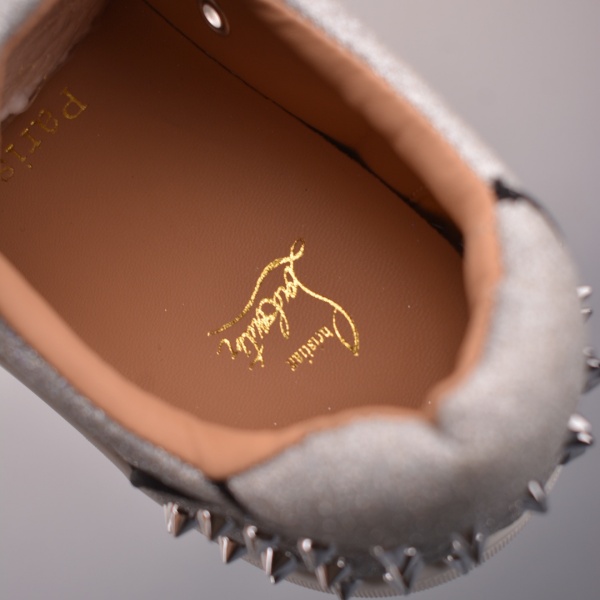 存在感抜群 グリッターアッパー Christian Louboutin メタルスパイク クリスチャン・ルブタン レースアップスニーカー