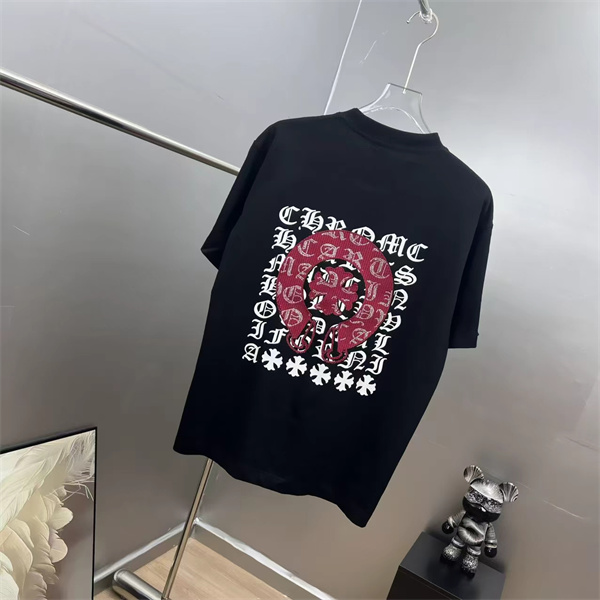 クロスモチーフ刺繍 ミニマルデザイン CHROME HEARTS クロムハーツ コピー 半袖Tシャツ メンズファッション 高級ブランド