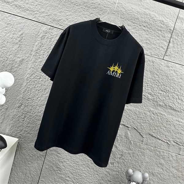 スタープリント ロックテイスト AMIRI アミリ コピー 半袖Tシャツ カジュアルウェア 存在感あるデザイン ブランド感