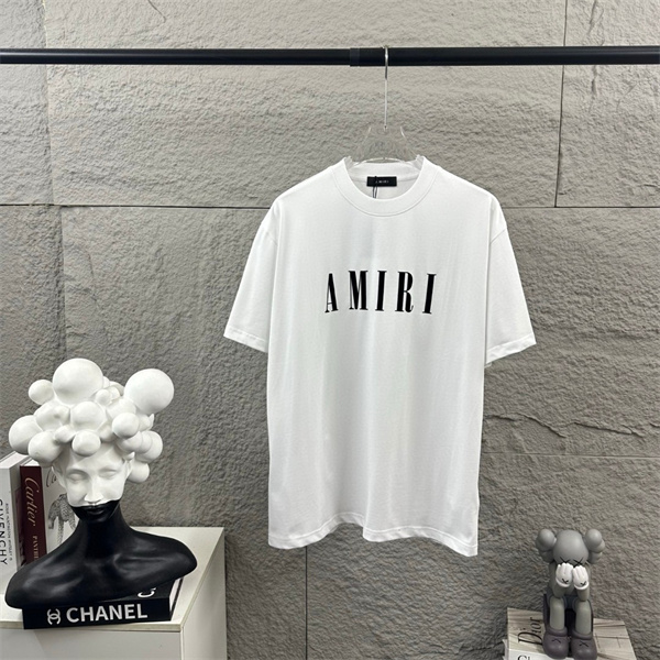 ロゴアクセント クリーンフォルム AMIRI アミリ コピー 半袖Tシャツ おしゃれコーデ 限定デザイン 人気ブランド