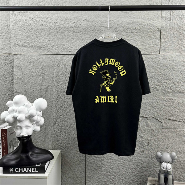 バックプリントデザイン アメリカンテイスト AMIRI アミリ コピー 半袖Tシャツ ルーズシルエット 快適フィット おしゃれアイテム