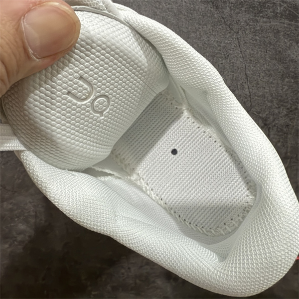 履き心地☆ On x LOEWE Cloudventure  ロエベスニーカースーパーコピーオシャレエレガント上品