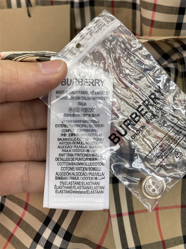 パターンシャツ ボタンフロント ナチュラルライン BURBERRY バーバリー コピー 半袖シャツ 大人カジュアル 話題モデル