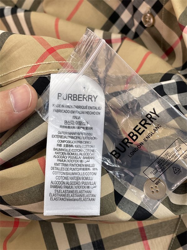 オールチェックデザイン レギュラーカラー アーカイブ感のある雰囲気 BURBERRY バーバリー コピー 半袖シャツ 旬コーデ