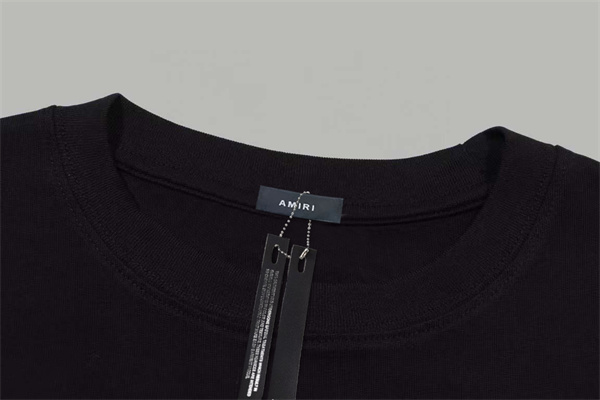 ベーシックシルエット シンプルカットソー 着回し自在 AMIRI アミリ コピー 半袖Tシャツ デイリーストリート スマートコーデ