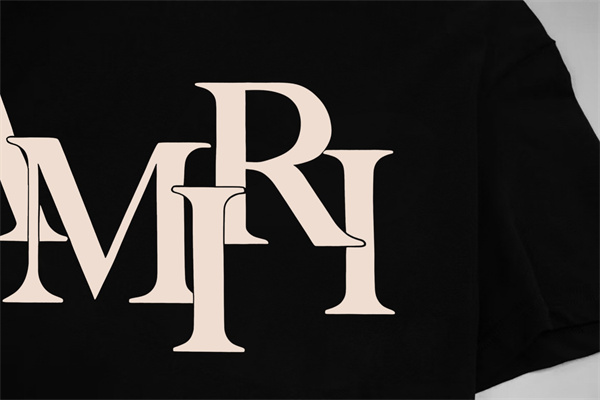 ビッグロゴグラフィック クルーネック 2026新作 AMIRI アミリ コピー 半袖Tシャツ ブランドアイコン シンプルモード