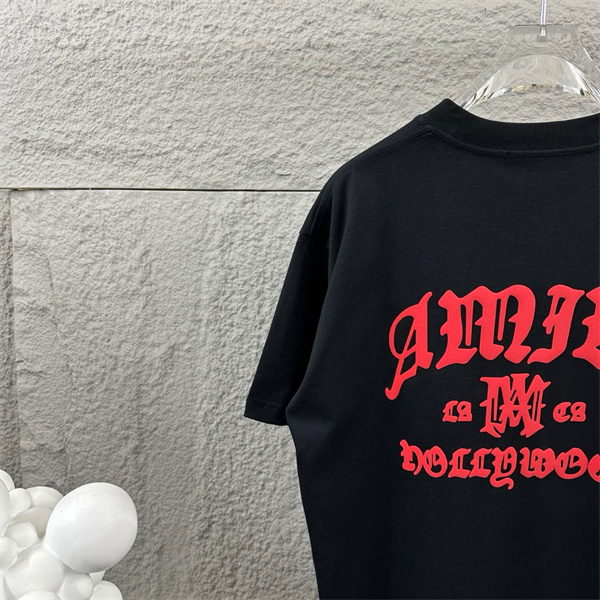 バックグラフィック Hollywoodモチーフ ロゴプリント AMIRI アミリ コピー 半袖Tシャツ クルーネック 2026トレンド