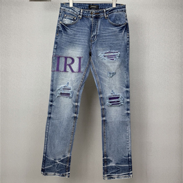 ロゴアクセント フェードウォッシュ リペアディテール AMIRI アミリ コピー ジーンズ ストリートカジュアル 人気アイテム
