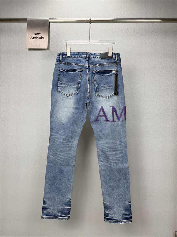 ロゴアクセント フェードウォッシュ リペアディテール AMIRI アミリ コピー ジーンズ ストリートカジュアル 人気アイテム