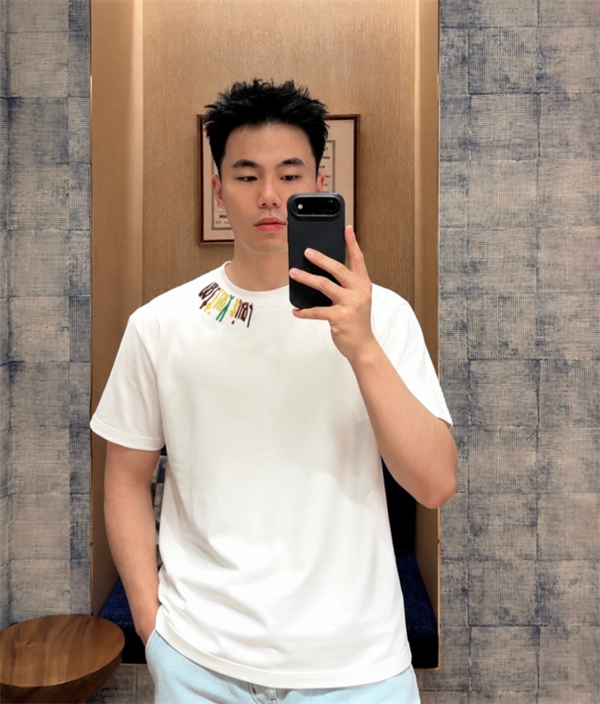 Louis Vuitton★ルイ ヴィトンtシャツコピー春夏トレンドおしゃれ ユニセックス人気半袖