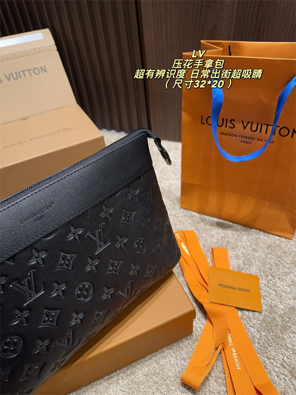 お出かけ便利★収納力抜群★ヴィトンクラッチバッグコピー Louis Vuittonメンズ通勤2026流行り