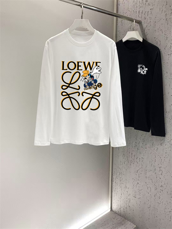大判レタリング なめらかな質感 丁寧な仕立て LOEWE ロエベ コピー 長袖Tシャツ 遊び心デザイン 注目コレクション