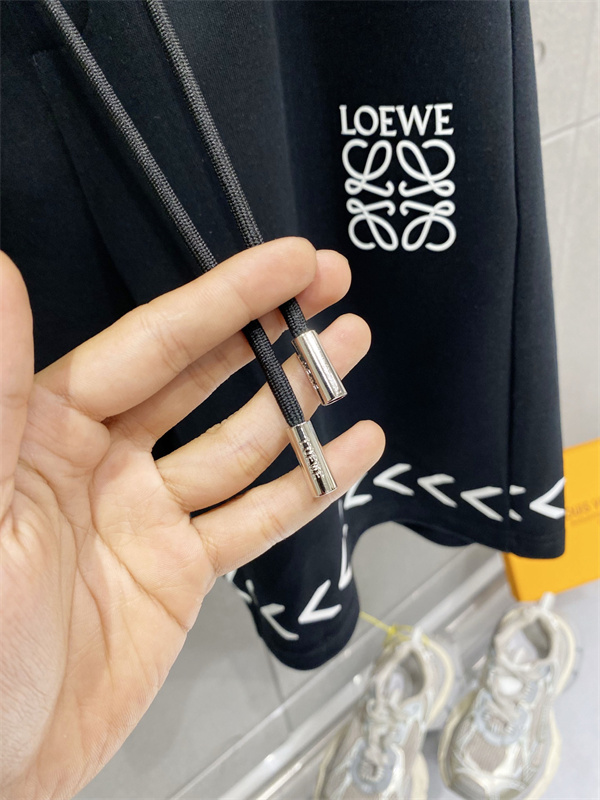 LOEWE 2026ss春夏ロエベセットアップコピー人気ランキングおしゃれコーディネート2点セット